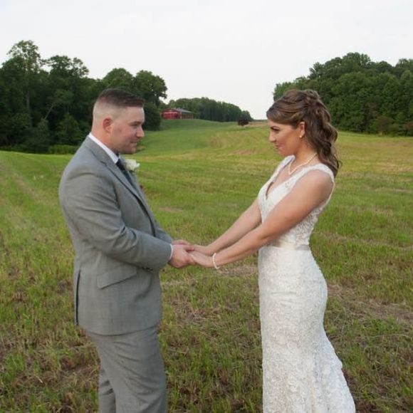 Meet your Posher, Jessica - Picture 1 of 1